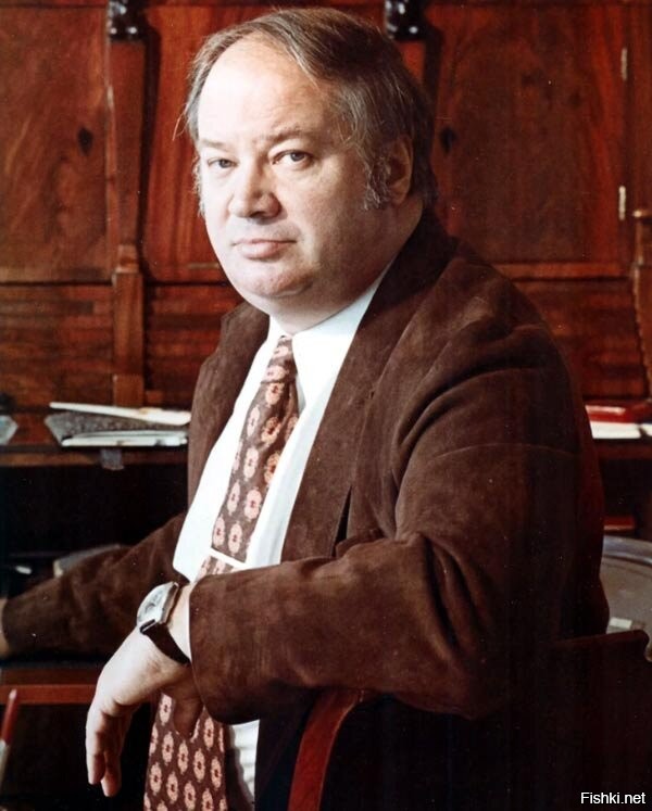 Да. Это старший брат Николая Николаевича.
Они даже внешне очень похожи