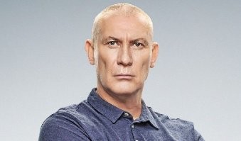 А как он сыграл в Индиане Джонсе!...