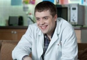 А что не написано, что помог своему племяннику пробиться в кино