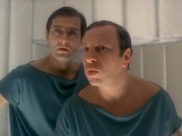 Ученый представил жуткий видео-концепт «человеческих ферм» с искусственными матками