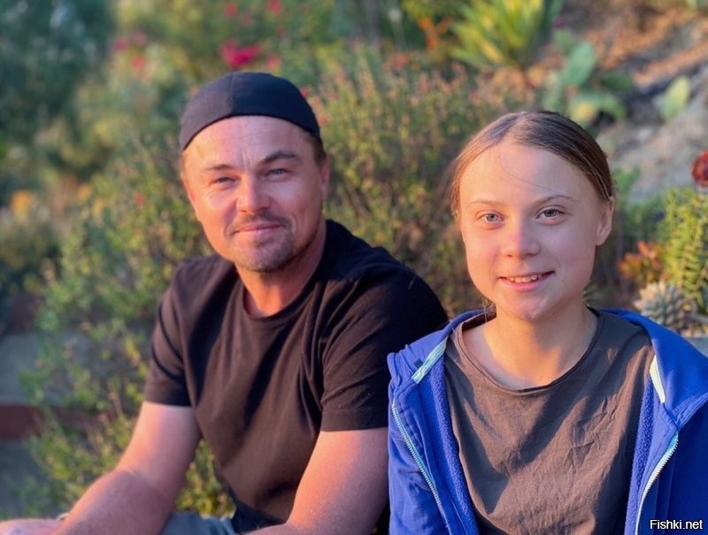 "Ленин   жил, Ленин   жив, Ленин   будет жить! Вл. Маяковский.