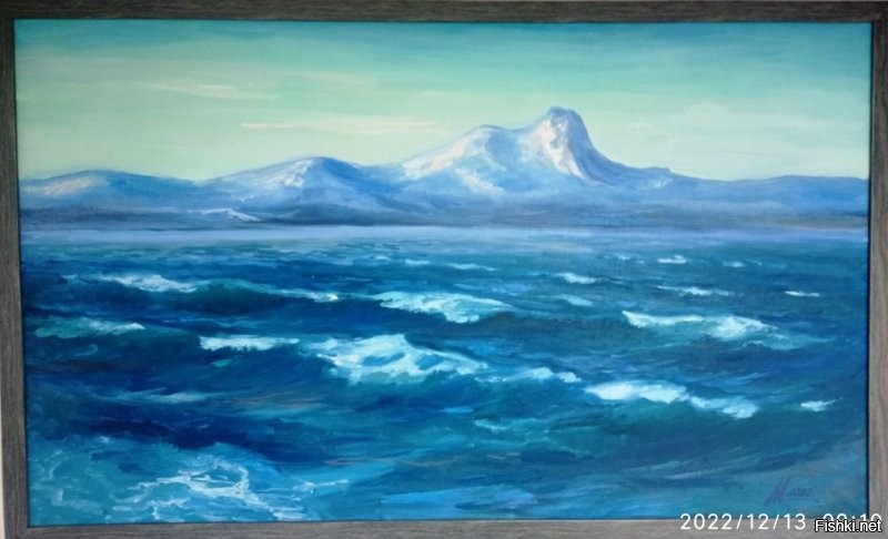 на работе висит картина, тоже вижу женщину в горах