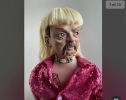 Кого то он мне здорово напоминает.