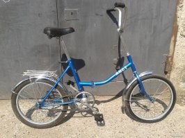 Кстати кама была с прямой рамой, а это Аист как раз суда по форме