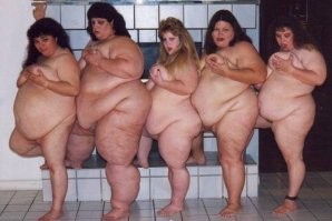 Дрыщавые все какие-то. Вот нынче - да! Знойные женщины, мечта поэта!