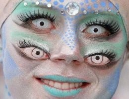 Простая наука: забавный опыт на уроке физики