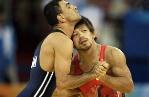 Нечего вы не понимаете
Это спорт такой просто