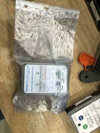 так у чувака почасовая оплата