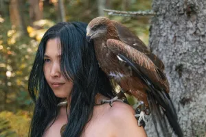 Лишь бы не "ушла" Якутия.
 Фильм в целом га**о, но моментами откровенен.
 Если не мы будем кормить дёшево, то это сделают китайцы.