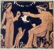 Ой, кошек всегда любили. Лучшие охотники за вредителями.
 Но есть нюанс... Хотя это другая история.