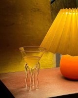 Одноразовый бокал.
Более того: не уверен, что его удастся использовать до конца даже один раз.