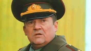 В Китае кабан неожиданно напал на охранника