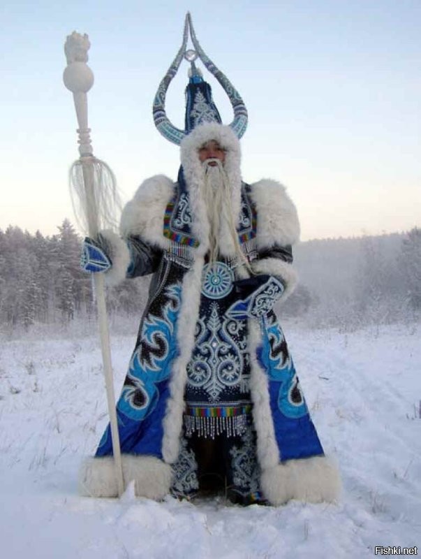 В Якутии Чысхаан это вам не Дед Мороз который носит подарки это дух холода который приносит гребаный холод. дословный перевод это как Стылая Кровь или Лютый мороз