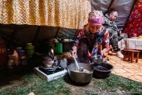 Я вот только не очень понял про запрет ходить за печкой? Вот же, все можно.