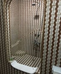 Это еще ладно , вот полы в новых магазинах пятёрочка, зашел аж голова закружилась, тут на фотке еще уложено еще не так убого как в ближайшей от моего дома, там вообще какие то узоры психоделические
