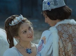 По мне так Либуше лучше.