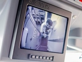 Есть камеры