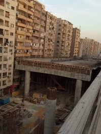 Семья из Уэльса 40 лет прожила в центре перекрестка