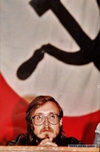 А чё тогда на Летова надрачиваем всеми фишками?)))