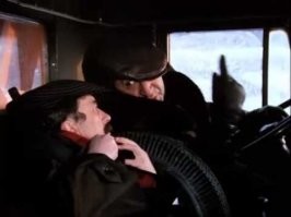 Похоже! Я не один такой. За гостиницу надо платить. За стоянку тоже.
А в этом гостинице, я директор!