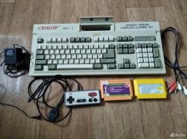 Пошли с отцом покупать мне Dendy. Dendy в магазине не оказалось, но было это. Так я стал программистом...