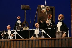 18 музыкальных инструментов, которые выглядят настолько странно, что сразу и не скажешь, как на них играть