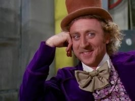 ага а ещё там подо льдами загадочная пирамида, которая начала излучать тепло, и на орбите был замечен корабль хищников