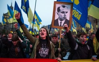 Ну хоть не всех заклеймил.Значит исходя из его мнения это миротворцы: