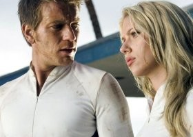 В британской школе ученикам запретили прикасаться друг к другу