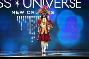 У мисс Италия личико миловидное!