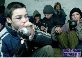 Да-да "счастливая молодежь".
Надеюсь в аду Борю-алкаша каждый день поят денатуратом и похмелиться не дают...