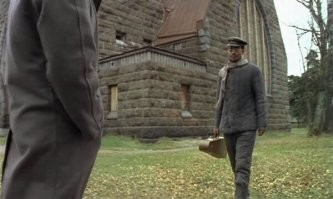 Не, ну а чо этот нетфликс наши идеи тырит?! У нас это самое, северные негры, да ещё и с милой каррртавостью, были ещё больше двадцати лет назад показаны! Засудить этот поганый нетлекс за плагиат!!!! Пущай знает наших родных негритосов и не шалит, понимашь!