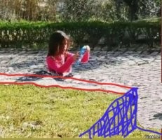 Потратил две минуты на фотошоп, чтобы стало понятнее