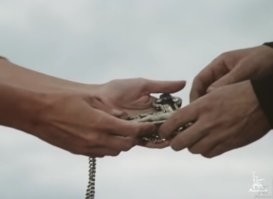 Кто хоть раз смотрел "Гардемарины, вперёд!", тот знает.