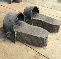 У меня сосед в таких полночи ходит