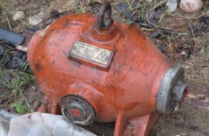 Можно просто источник (БГИ) поставить...  И за электричество платить не надо.