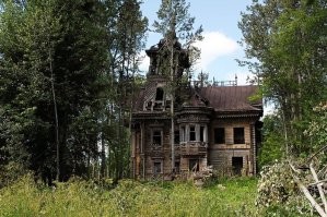 Терем в Осташево, Костромская область.
Начало 20-го века - 2009г - 2019г