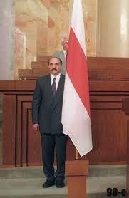 ----большая часть бчб-отродья сбежала после 20 года, а оставшиеся по очереди сидят.---
_____________________________
Не все сбежали и сидят. Кое-кто остался...