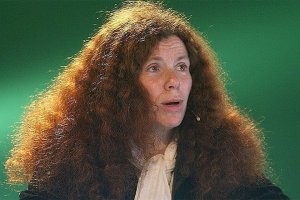 Автор, любишь волосатых?  Вот, держи подарок из 21 века.  Нет, это не мужик, это баба, она ещё и сказки пишет.