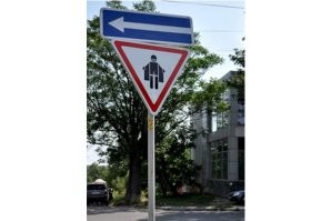17 ну очень странных, но забавных указателей и дорожных знаков