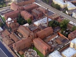 Это предсказания для молодого человека...