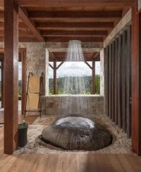 Вообще прикольно, но на всякий случай лучше принимать душ без мыльных средств.