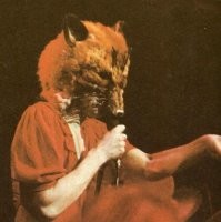 Genesis
Питер Габриэл 'жжёт'