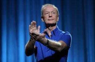 В США недалёкие бандиты не смогли разбить банкомат автомобилем