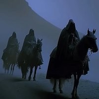 ... ну хоть Назгулы практически не изменились, по сравнению с Джексоновским вариантом