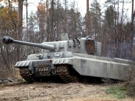 Мудак, батятя, батяня мудак... Вот что надо было продавать...