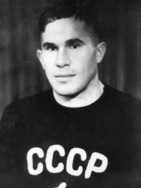 Не забывайте ещё и "Учителя" Льва Ивановича - Алексея Петровича Хомича