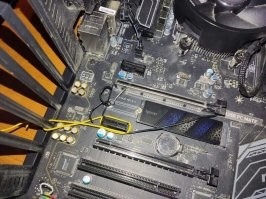 о боже, у человека болта не нашлось) 
обычно эти болты идут в комплекте с материнской платой и так же с самим м2