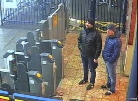 Да что мы все в подземке?
Пойдём морским воздухом подышим.