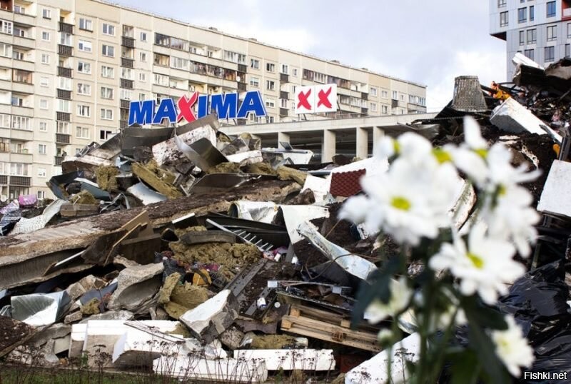 Ага, у нас на крыше торгового центра "Maxima" в 2013-м тоже пытались что-то построить - результат 54 жертвы!